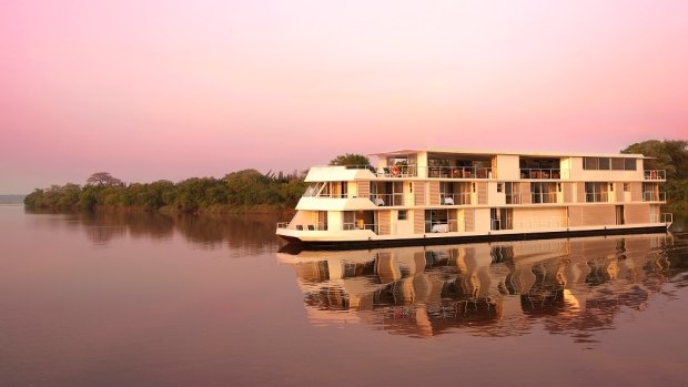  The Zambezi Queen on the Chobe River.
