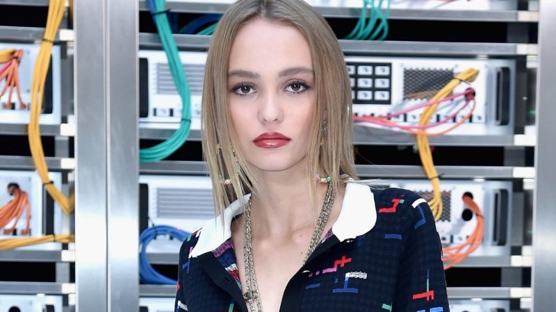 Lily Rose Depp Becomes One Of Vogue S Youngest Cover Girls