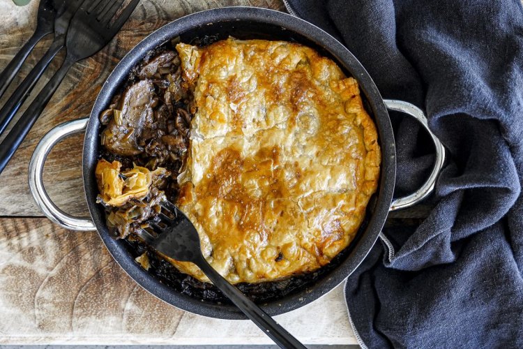 Mushroom stroganoff pot pie. 