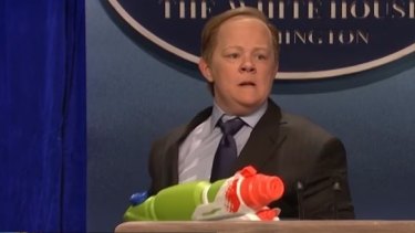 How Melissa Mccarthy Came To Play Sean Spicer On Saturday Night Live