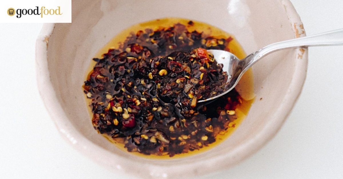 How to make garlicky chilli oil