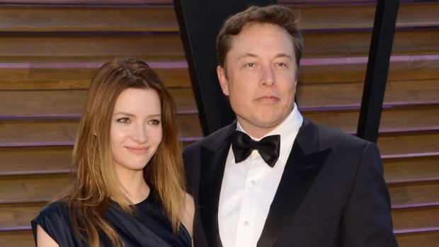 Elon Musk and Talulah Riley have announced they are splitting amicably for a second time, with the PayPal, SpaceX and Tesla founder agreeing to give $19.56 million to his former partner.