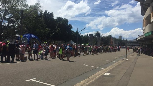 The SCG did not open its gates until the roof panel had been secured, with people queuing outside to wait. 