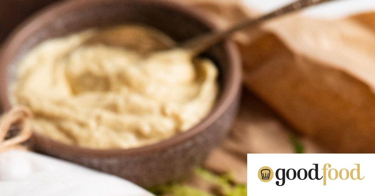 RecipeTin Eats' quick hummus