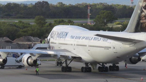 Iron Maiden lands at Perth Airport ahead of Book of Souls performance.