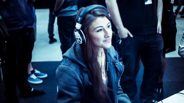 xMinks is one of Australia's top competitive <i>Call of Duty</i> players and a full-time streamer.