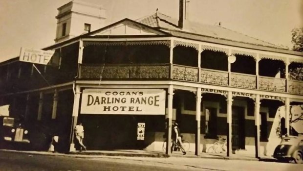 The Darling Range Hotel in its earlier days. 