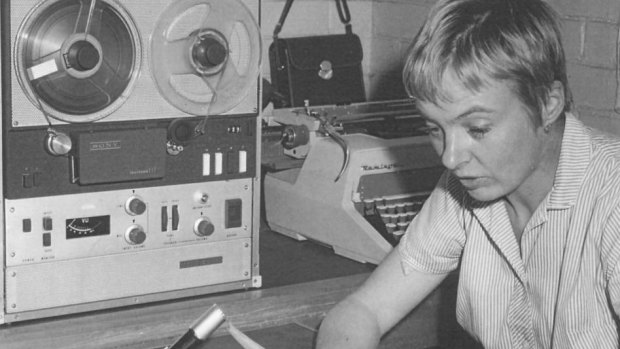 Jane Belfield, broadcasting from Radio Mt Hagen.