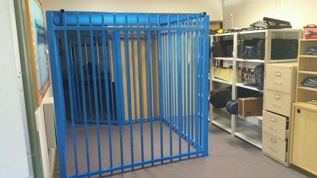Human Rights Watch have condemned a decision to build this cage for a 10-year-old autistic student. 