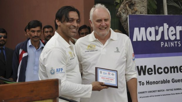 Former Pakistan quick Shoaib Akhtar with the Australian High Commissioner to Pakistan, Peter Heyward.
