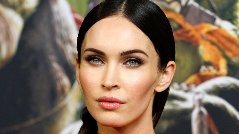 Why Megan Fox is not a fan of social media but obsessed ...