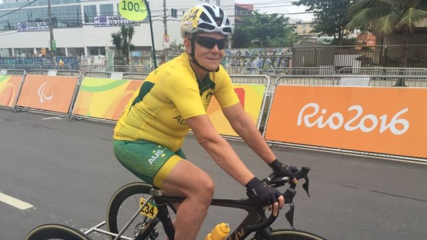 Caz Cooke gets set for the T1-2 road race in Rio de Janeiro.