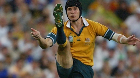 The Gods of Rugby Heaven: The five-eighths
