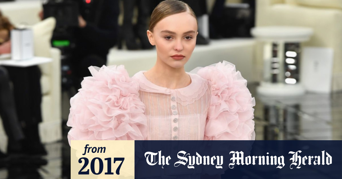 Lily Rose Depp 17 Lands Coveted Role As Chanel S End Of Show Bride