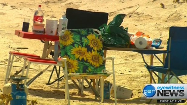 Police were called to Coorong National Park near Salt Creek following reports two foreign backpackers had allegedly been abducted. 