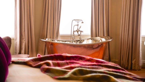 The magnificent copper bath in the Sweet Briar room at the Bingham Riverhouse.