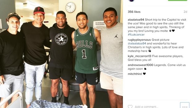 Wallabies players visited Christian Lealiifano this week.