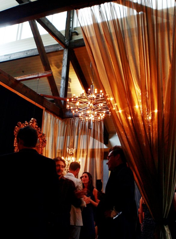 Hemmesphere was considered Sydney's first truly international-standard lounge bar. 