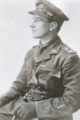 Lieutenant Geoffrey Leslie was among the first soldiers to land at Gallipoli on Anzac Day, 1915. His three daughters, now aged 79 to 90, have won three places in the official visit. 
