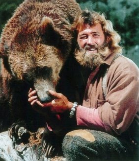 Dan Haggerty was working as a stuntman and animal handler in Hollywood when a producer asked him to act in some opening scenes he was reshooting for a film about a woodsman and his bear. 