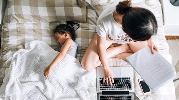 Scientists may have proven women are better at multitasking than men