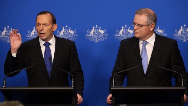 Tony Abbott has shown a total lack of frankness and leadership in communicating fate of the Sri Lankan asylum seekers.
