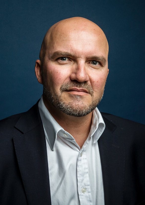 Abbott government adviser and pollster Mark Textor thinks it's up to business to get on the front foot.