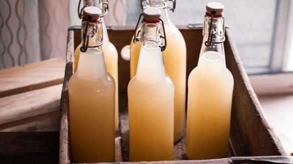 Acre Eatery's spring workshops teach you how to make homemade ginger beer.