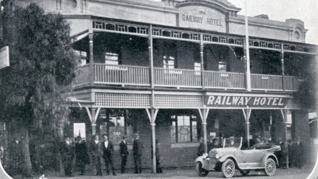 The Railway Hotel at Boort, in western Victoria, 1924.
