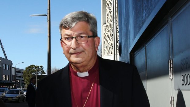 Bishop Roger Herft did not recall receiving serious child sex allegations about the now defrocked former dean of Newcastle, Graeme Lawrence.