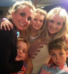 Britney and Jamie Lynn Spears with their children.