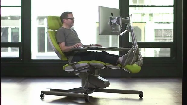 The Altdesk also allows for sitting.
