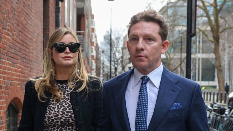 smh.com.au - Deirdre Hipwell - Billionaire who split from Australian actress sells London home for $517 million