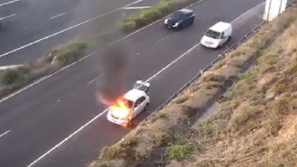 Car bursts into flames on Eastern Freeway at Balwyn North