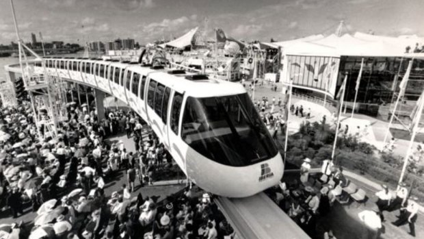 The monorail runs through the World Expo 88 at South Bank.