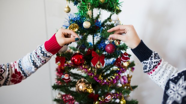 Just when should you decorate your Christmas tree? And when should it come down.