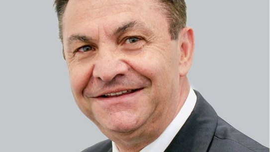 Peter Grippaudo is the CEO of Fowler Homes. 