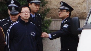 Matthew Ng outside Guangdong  Supreme Court in March 2012.