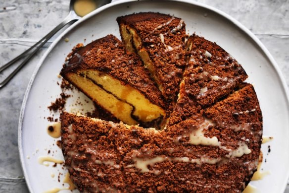 Cinnamon crumb pound cake.