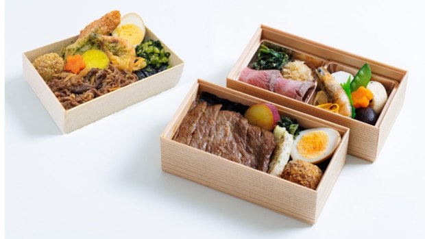 Passengers can purchase bento boxes featuring local delicacies such as Saga beef and Ariake Sea seaweed on board.