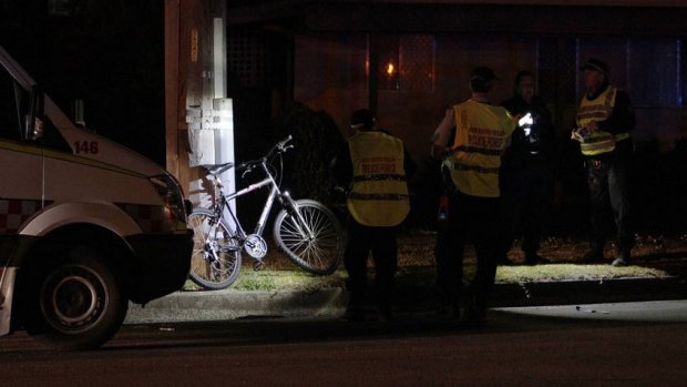 A man is in a critical but stable condition after his bike and a 4WD collided in Lake Illawarra on Wednesday night. 