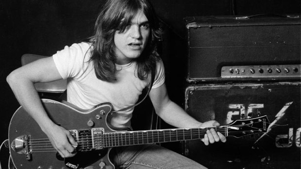 Australian guitarist and AC/DC co-founder Malcolm Young has died aged 64.