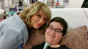 Taylor Swift visited patients at Lady Cilento Children's Hospital.