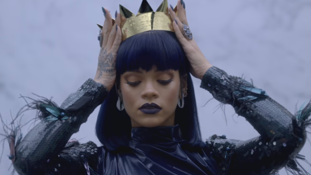 Rihanna wants to take Beyonce's crown with a new album. 