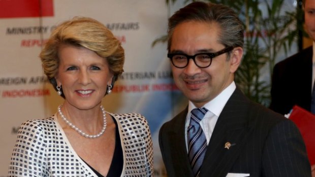 Former Indonesian Foreign Minister Marty Natalegawa (right), with Foreign Minister Julie Bishop back in 2014.