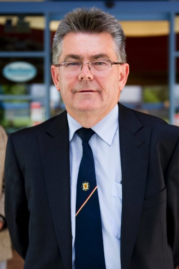 Burns Club president Athol Chalmers, who heads the breakaway clubs group that the golf club has now joined.