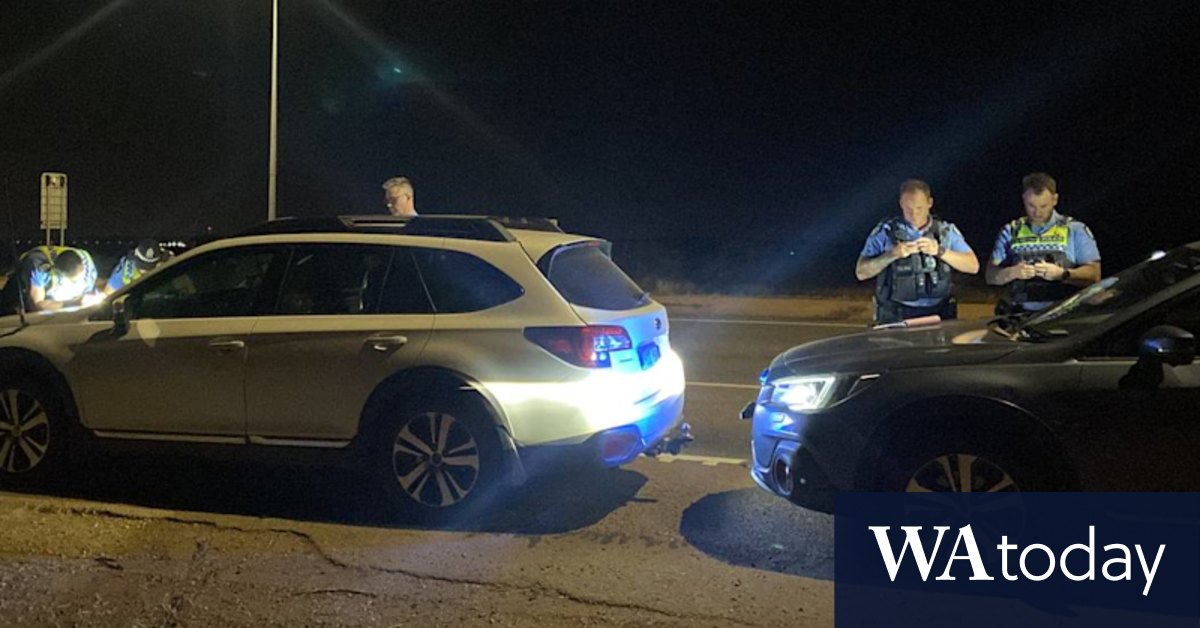WA Police intercept campaigner convoy to Woodside's Burrup Hub - Vimarsana News