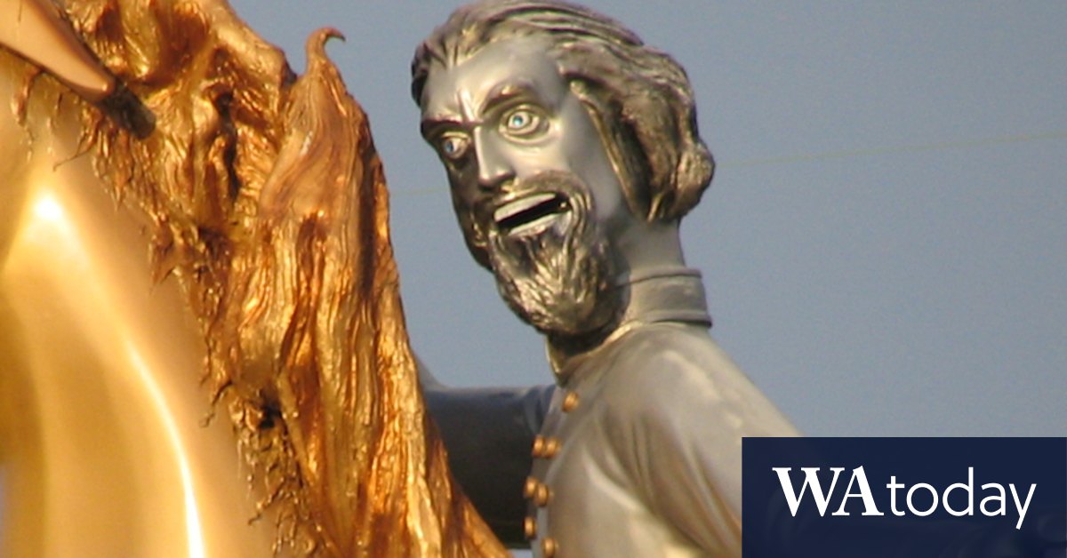 'Terrifying' Confederate statue of Nathan Bedford Forrest is removed - Vimarsana News