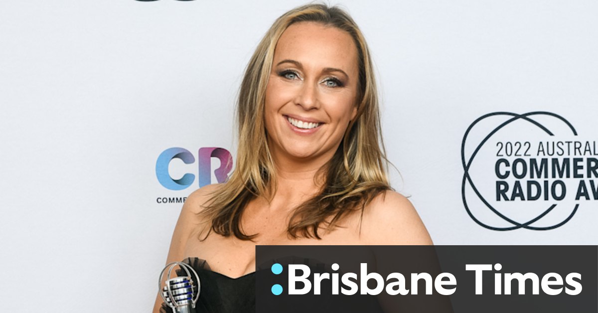 Radio awards makes waves after judge Jason Morrison awards wife Heidi Tiltins perfect 10 - Vimarsana News