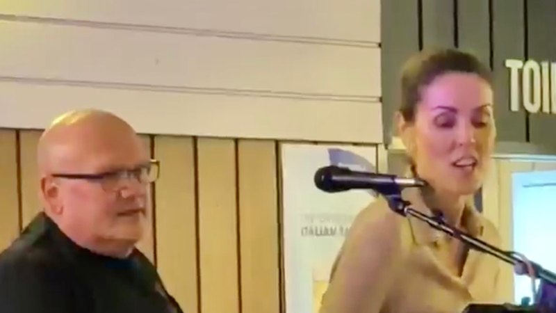 ‘Did that just happen?’: Tony Abbott takes on Elvis in a Portarlington pub